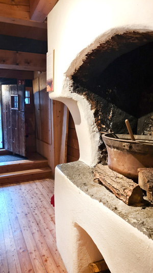 Kamin20250821 141738