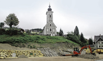 Bei unserem Besuch in Hieflau im Oktober des Vorjahres stand man noch am Anfang der Arbeiten, diesen Juli wurde der Spar-Markt nach neun Monaten Bauzeit eröffnet. (Foto: Karl)