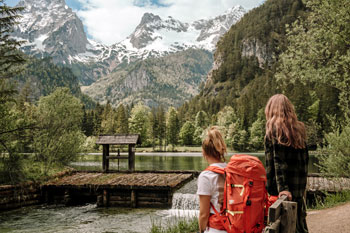 Der malerischer Schiederweiher in Hinterstoder ging 2018 aus der ORF-Show „9 Plätze – 9 Schätze“ als Österreich-Sieger hervor. (Foto: Oberösterreich Tourismus GmbH/Leonore Herzog)