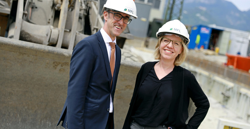 Bringen Ökologie und Ökonomie in Einklang: MFL-Geschäftsführer Herbert Decker und Klimaschutzministerin Leonore Gewessler.
