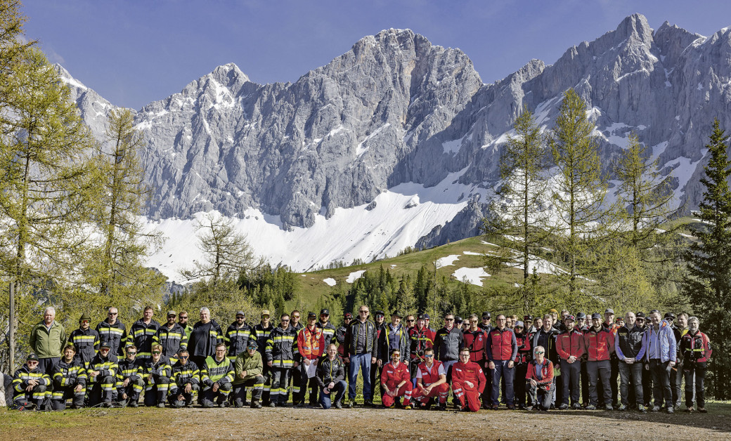 Perfektes Zusammenspiel der Einsatzorganisationen bei der Notfallübung am Dachstein.