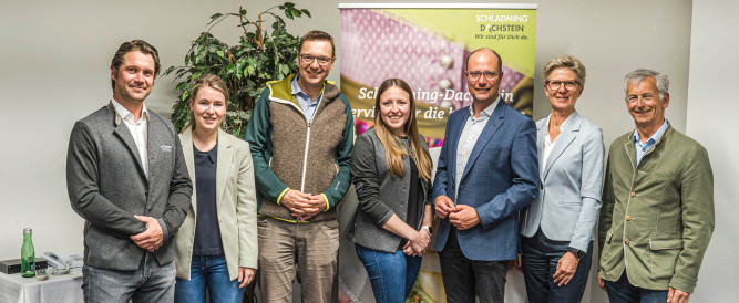 Zeigten neue Wege im touristischen Employer Branding auf (v.l.): Franz Eisl (Schladming-Dachstein), Isabell Decker (Saint Elmo’s Tourism), Gerhard Höflehner, Barbara Hochkönig, Mathias Schattleitner (alle Schladming-Dachstein), Renate Bauer (Saint Elmo’s Tourism) und Gottlieb Stocker (Hotel Schwaigerhof).