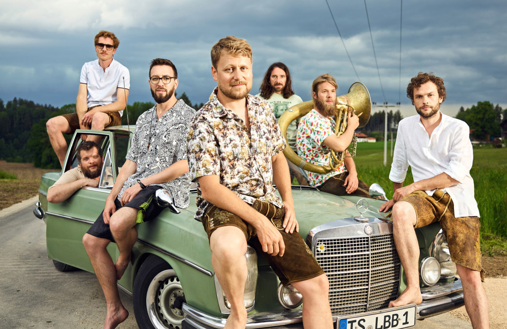 „LaBrassBanda“ aus dem Chiemgau sind Headliner des ersten Konzertabends.