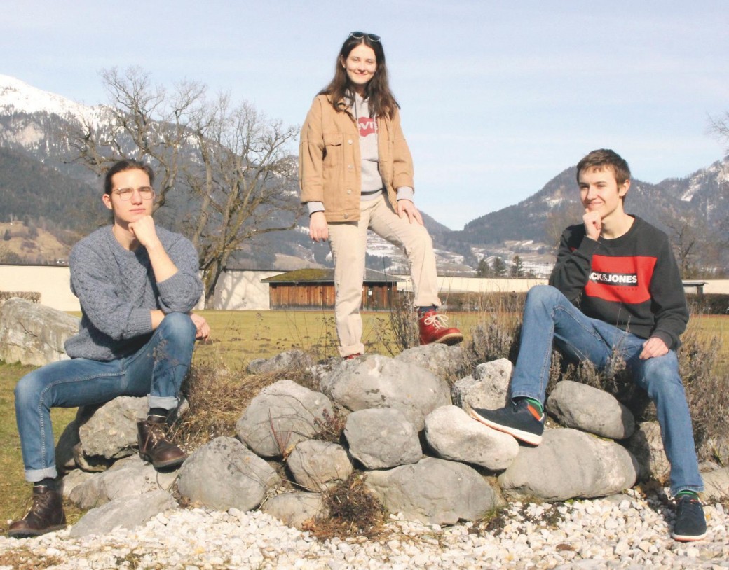 V. l.: Leo Stieg, Nina Ebner-Ornig und Benedikt Humpl, die drei erfolgreichen Teilnehmer des Stiftsgymnasiums Admont.
