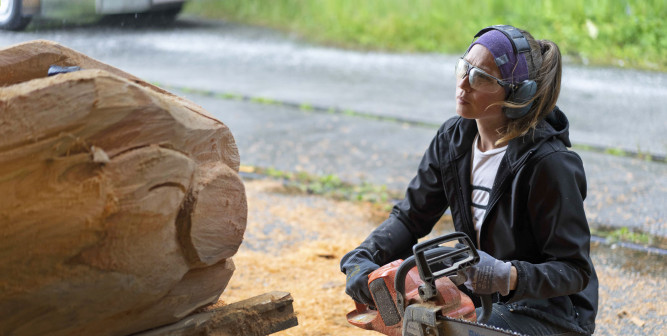 Ich bin Holz, wenn ich werke